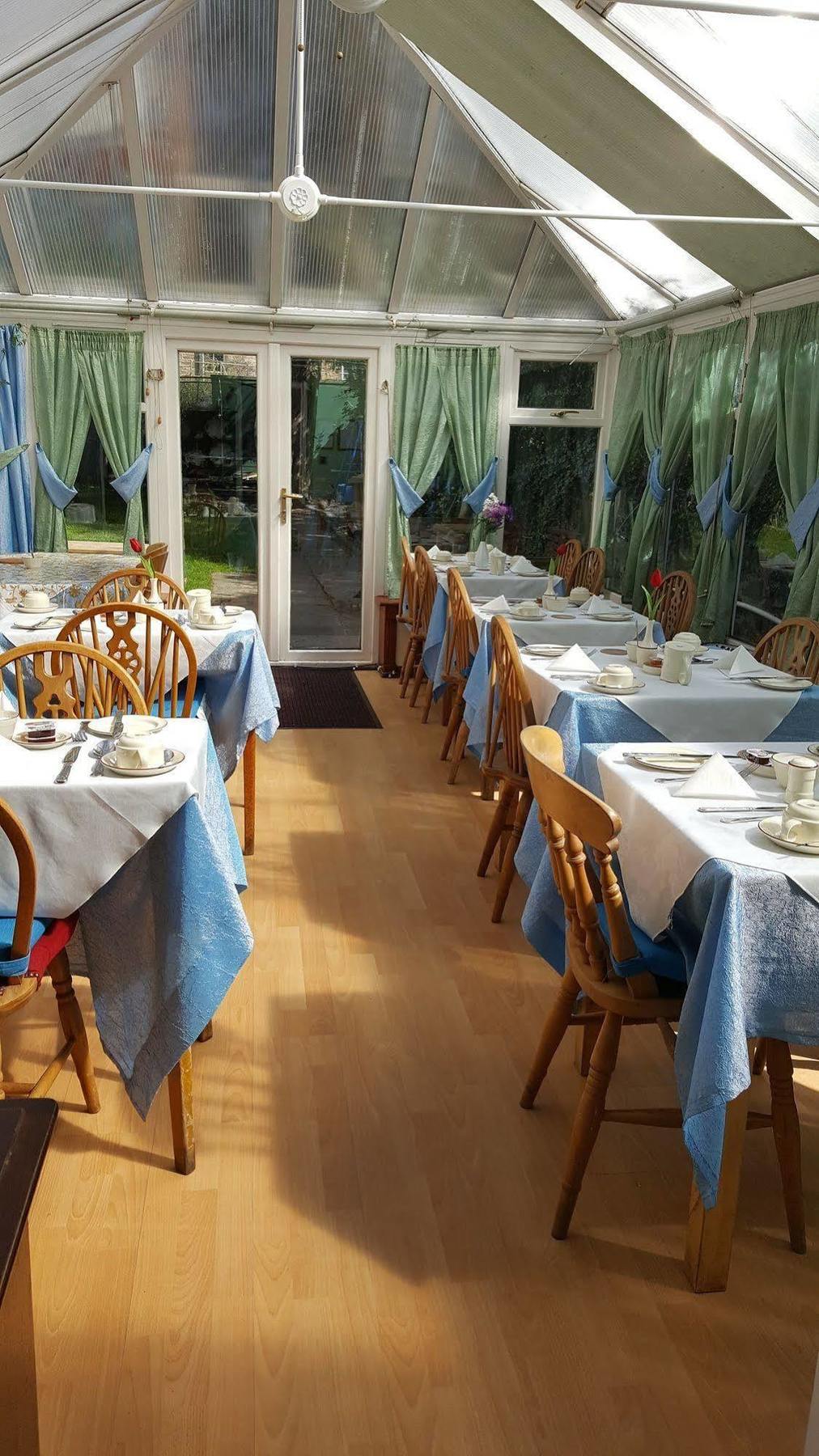 Cherry Blossom Guest House Whitby Esterno foto